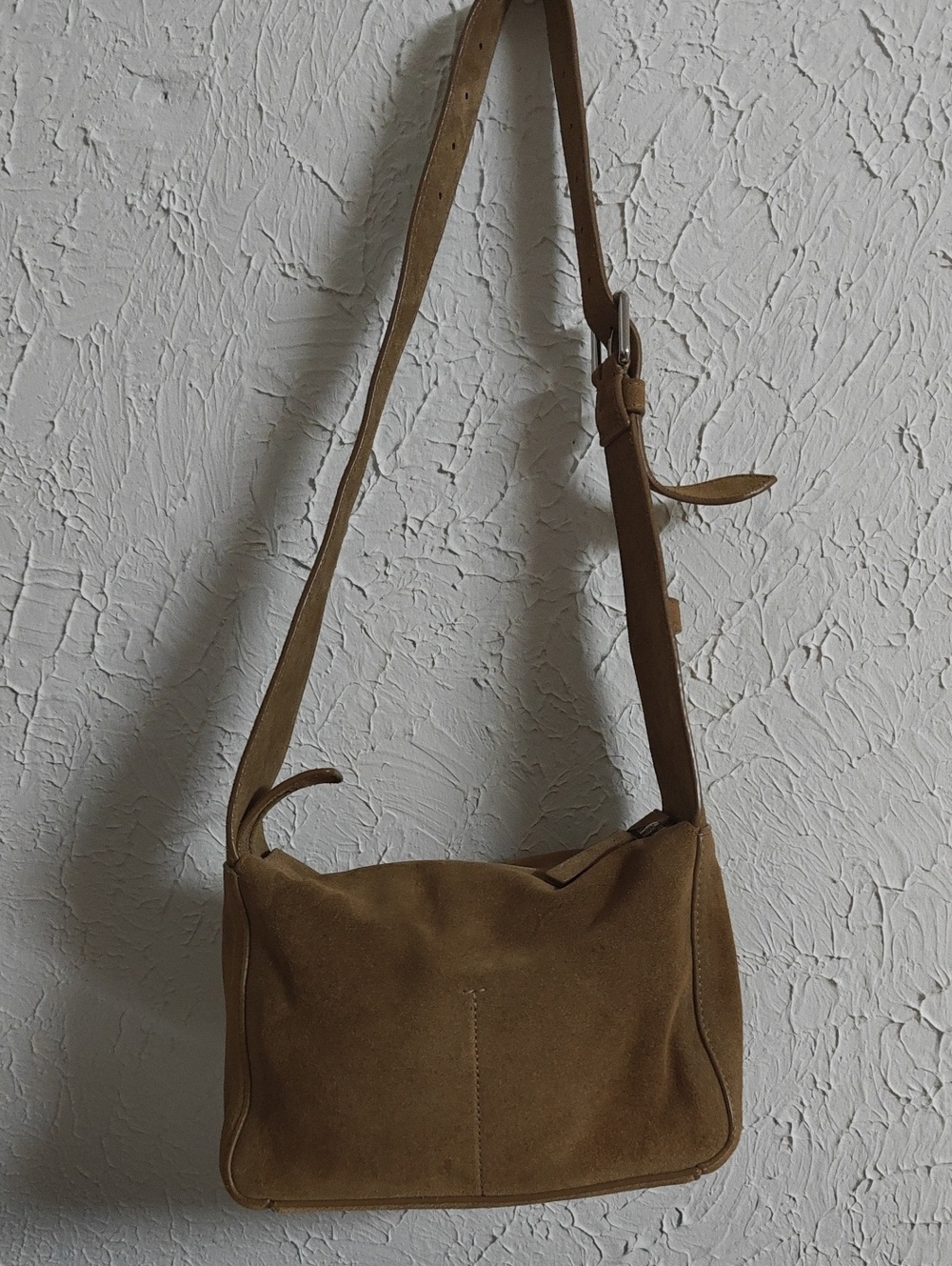 Massimo Dutti Suede Interior Crossbody in Camel